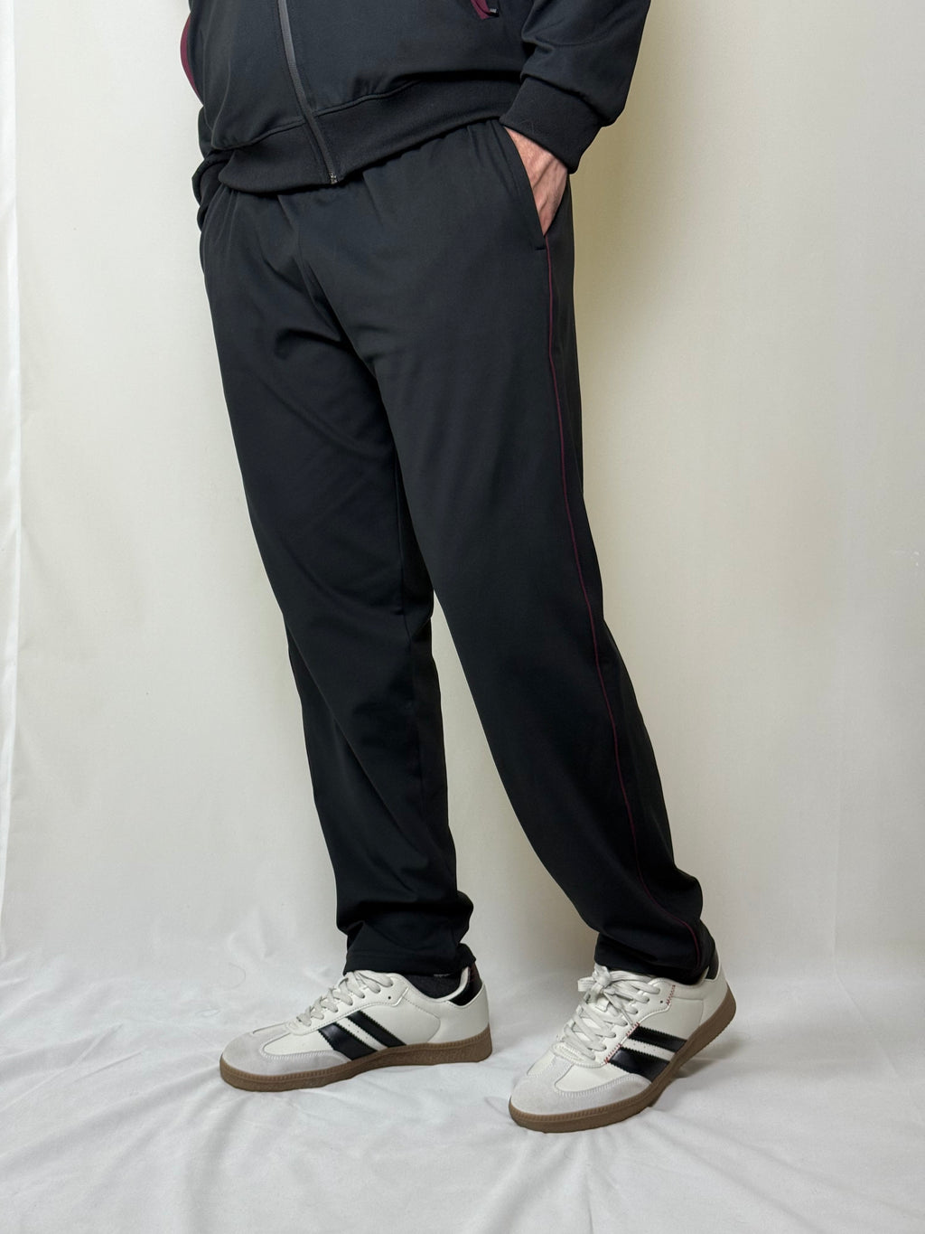 Momentum Track Pants